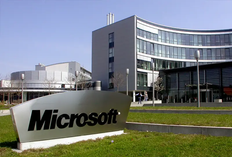 FOM Real Estate Projekt - Microsoft München