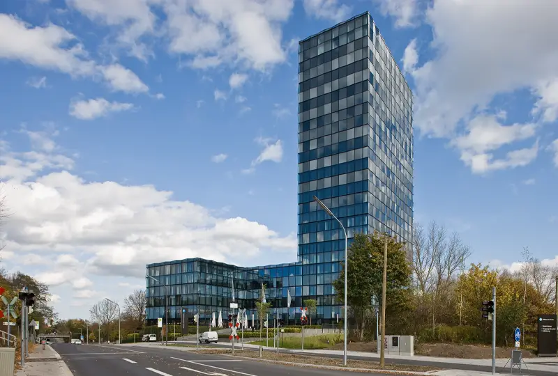 FOM Real Estate Projekt - SV-Hochhaus München