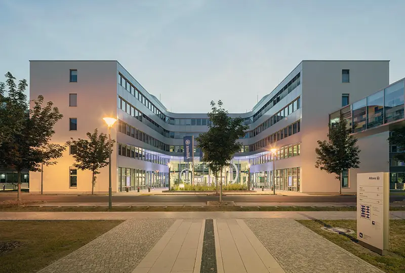 FOM Real Estate Projekt - Allianz Campus Berlin