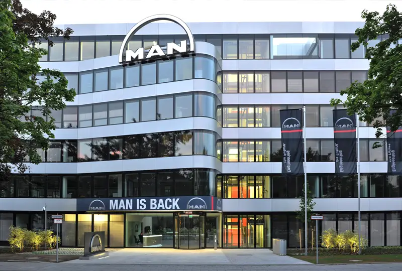 FOM Real Estate Projekt - MAN, München